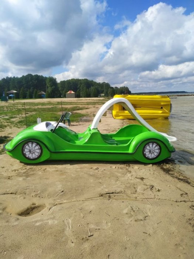 Катамаран в виде авто (машинки) Lake Walk s3 + Горка