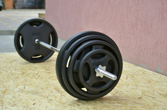 Скамья Black Rock + Стойки Black Rock + Металлическая штанга RN-Sport Quatro 105 кг