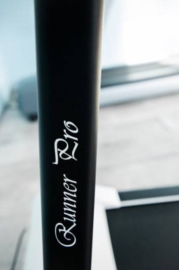 Бігова доріжка Runner Pro L630