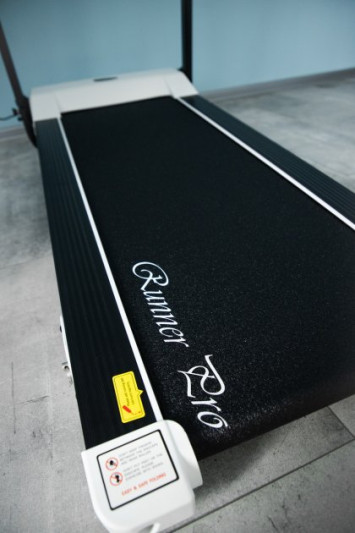 Бігова доріжка Runner Pro L630