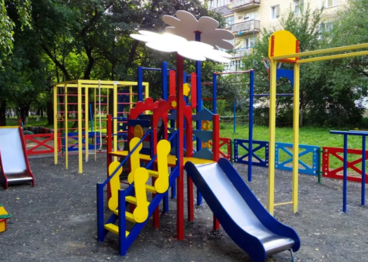 Універсальний ігровий комплекс Ромашка
